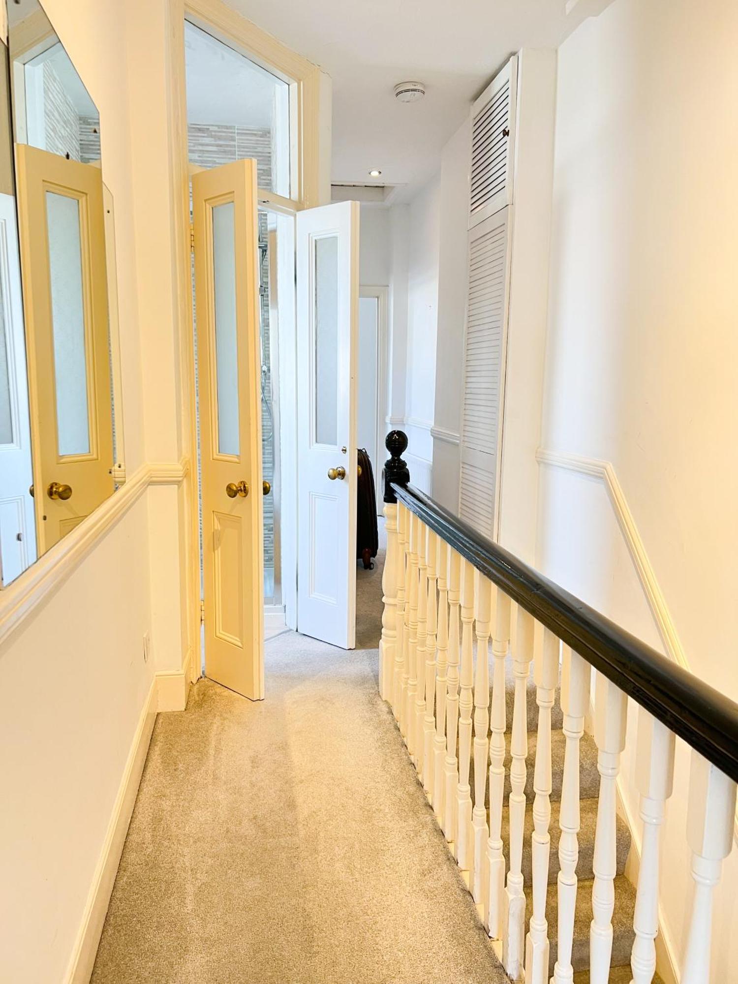 Welcome 2 Bedrooms Flat In Wimbledon Londra Dış mekan fotoğraf