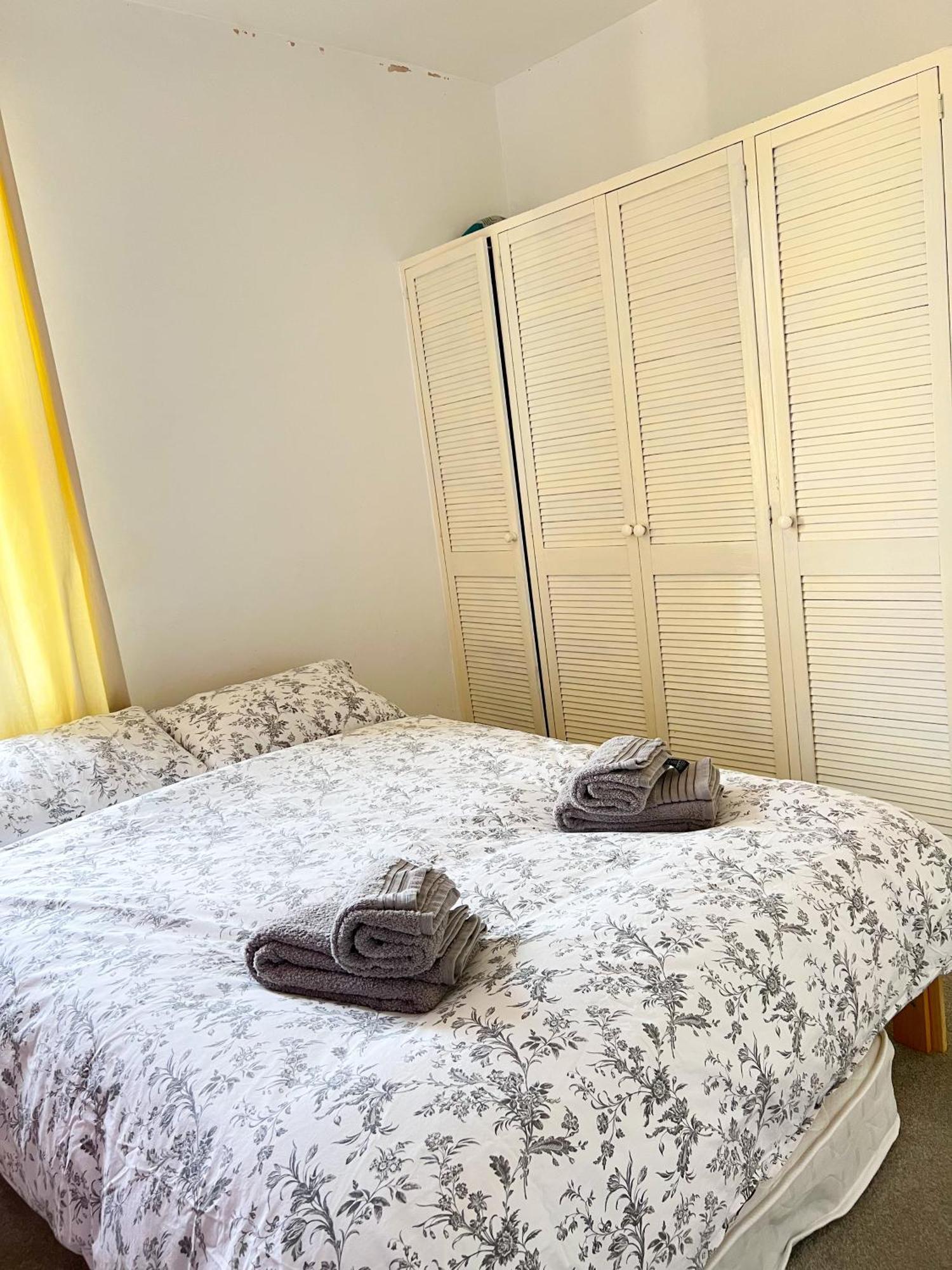 Welcome 2 Bedrooms Flat In Wimbledon Londra Dış mekan fotoğraf